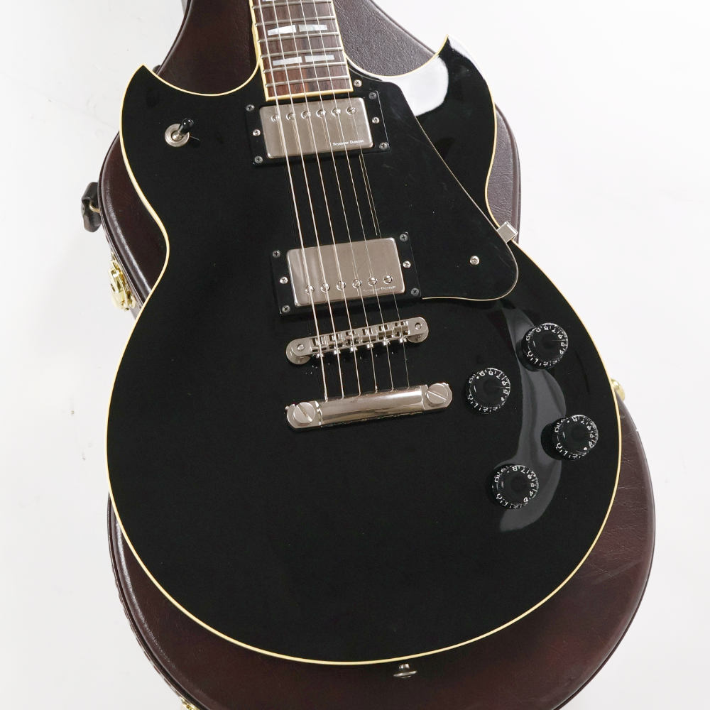 【中古】 エレキギター YAMAHA SG1820 Black 2010年製 Made in Japan 日本製 ヤマハSG セイモアダンカン 59ピックアップ搭載 ボディ画像 