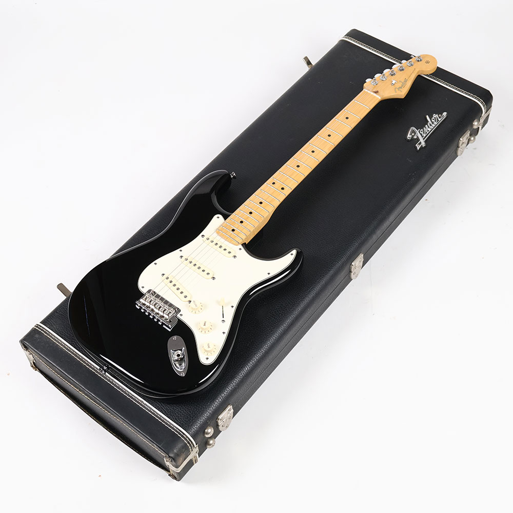 【中古】 エレキギター Fender American Standard Stratocaster Maple Fingerboard Black 2013年製 カスタムショップ製Fat50sピックアップ搭載 フェンダー アメリカンスタンダード ストラトキャスター アメスタ