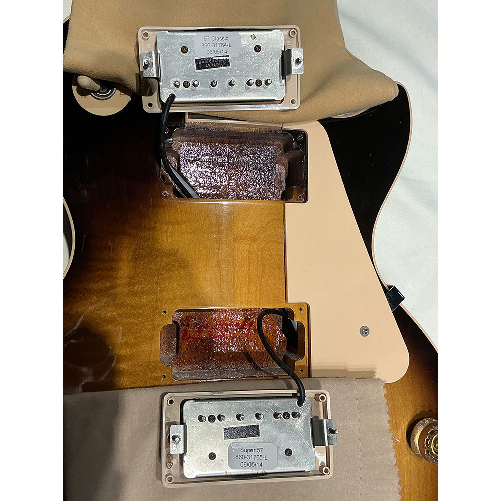 【中古】 エレキギター Gibson Les Paul Classic Vintage Sunburst 2014年製 120thAnniversary Model マスタートーン ブーストスイッチ仕様 ギブソン レスポールクラシック ピックアップ