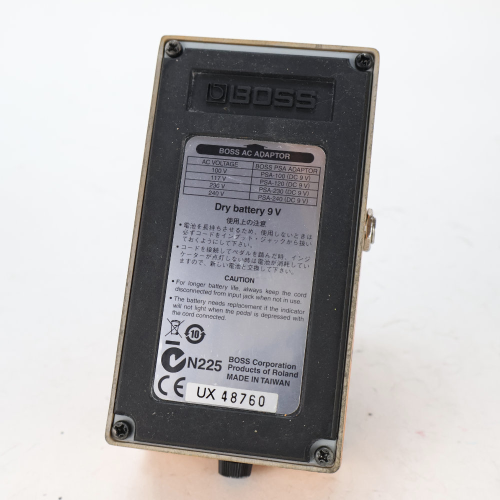 【中古】 ターボディストーション エフェクター BOSS DS-2 Turbo Distortion ギターエフェクター 底面