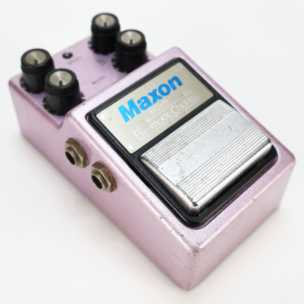 【中古】コーラス エフェクター MAXON マクソン BC-9 Bi-mode Chorus ギターエフェクター 本体画像 斜め 2