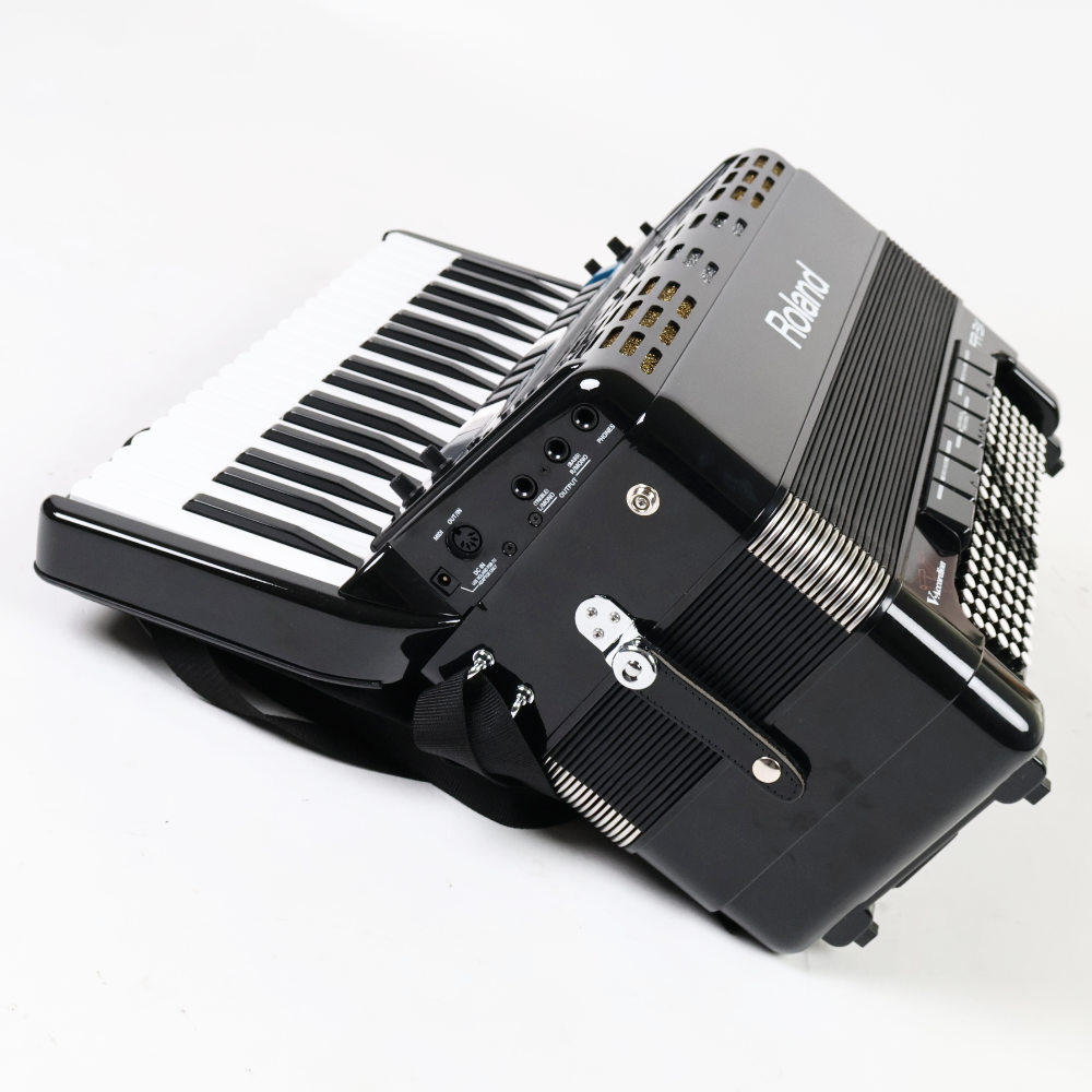 【中古】 Vアコーディオン ローランド ROLAND FR-3X BK V-Accordion アコーディオン 本体画像 斜め