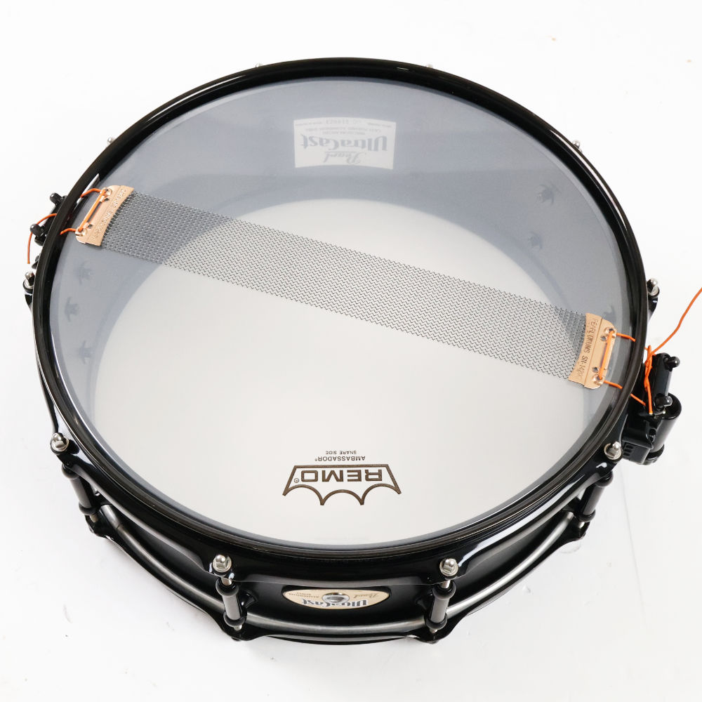 【中古】 スネアドラム パール Pearl UCA1450/B ULTRACAST 14x5 ウルトラキャスト 本体画像 裏