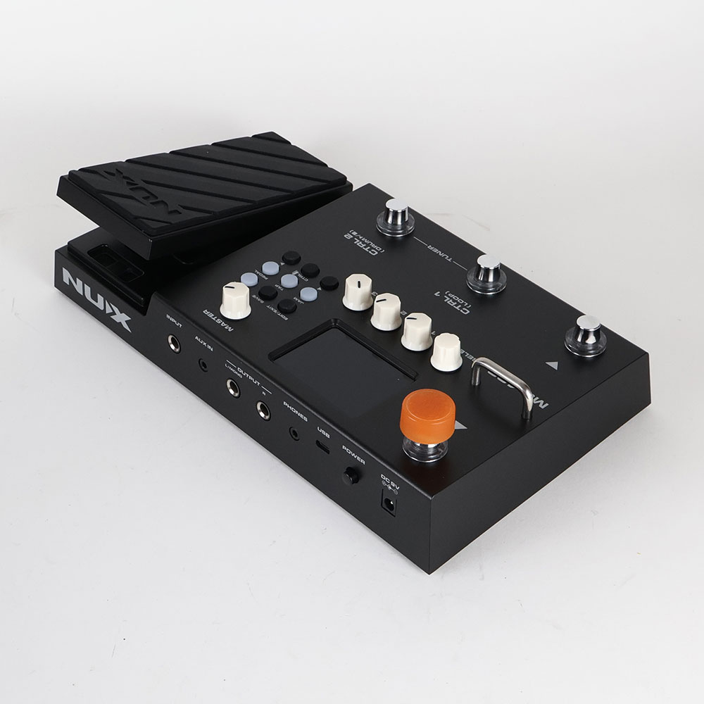 【中古】 NUX MG-400 マルチエフェクター 全体