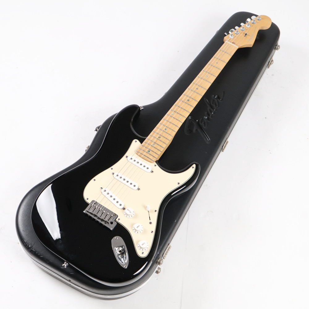 【中古】 エレキギター Fender American Deluxe Stratocaster Alder Body Maple FingerBoard Black 2006年製 フェンダー アメリカンデラックスストラトキャスター