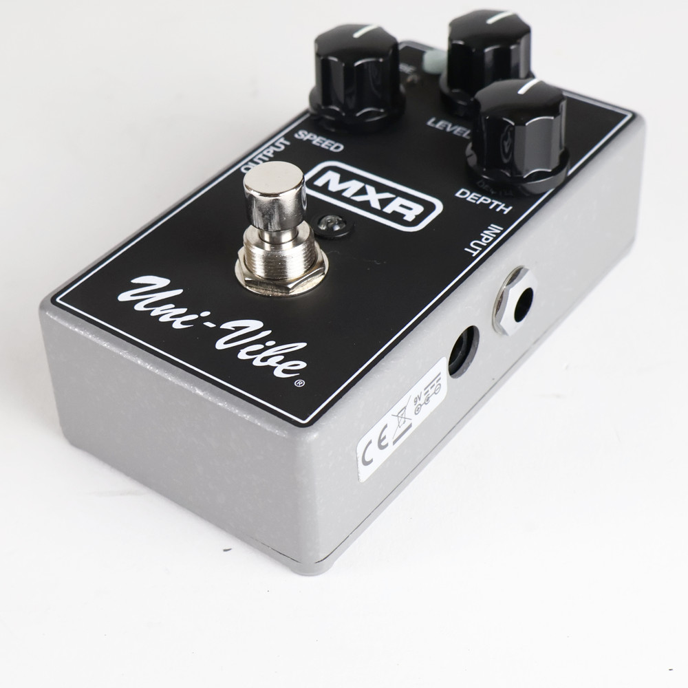 【中古】 MXR M68 Uni-Vibe Chorus/Vibrato ギターエフェクター 側面