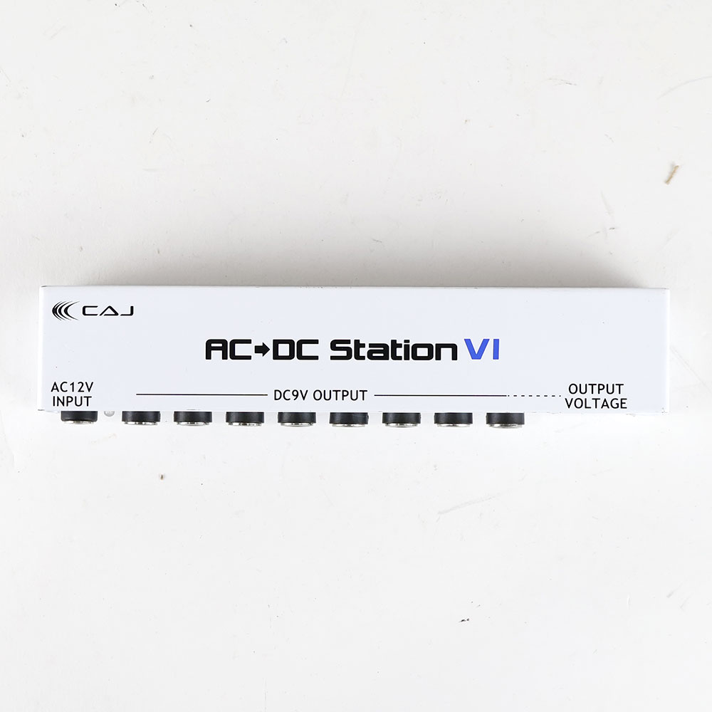 【中古】 パワーサプライ CAJ AC/DC Station VI 正面