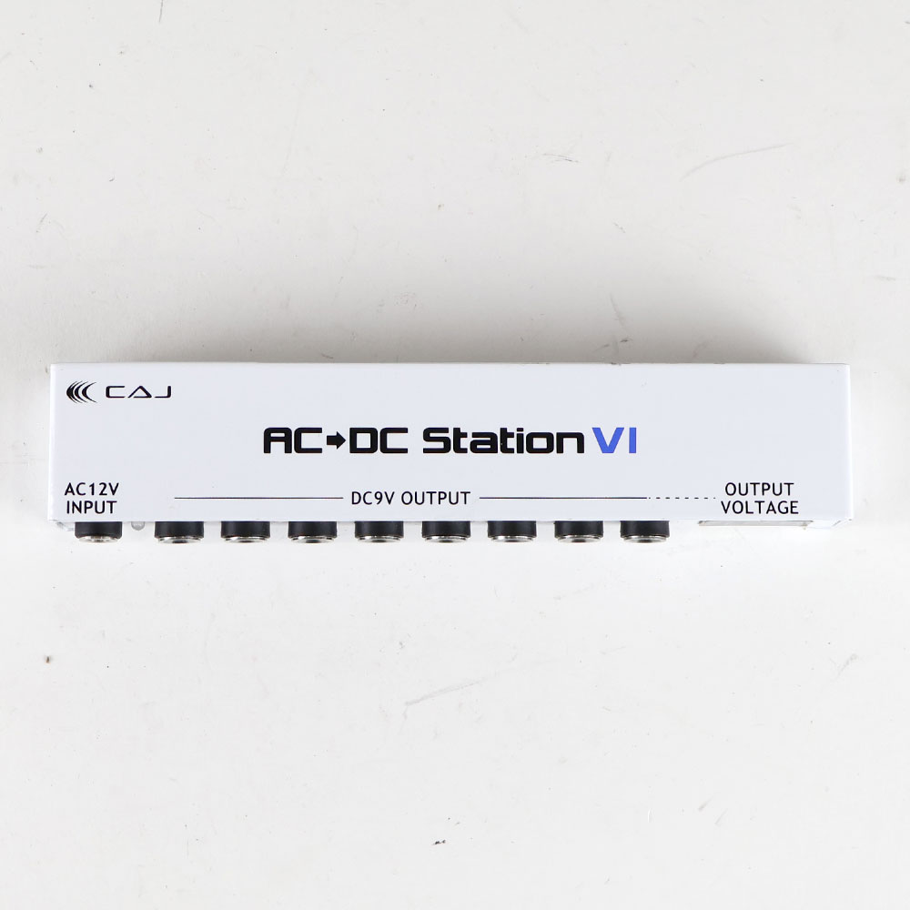 【中古】 パワーサプライ CAJ AC/DC Station VI 正面