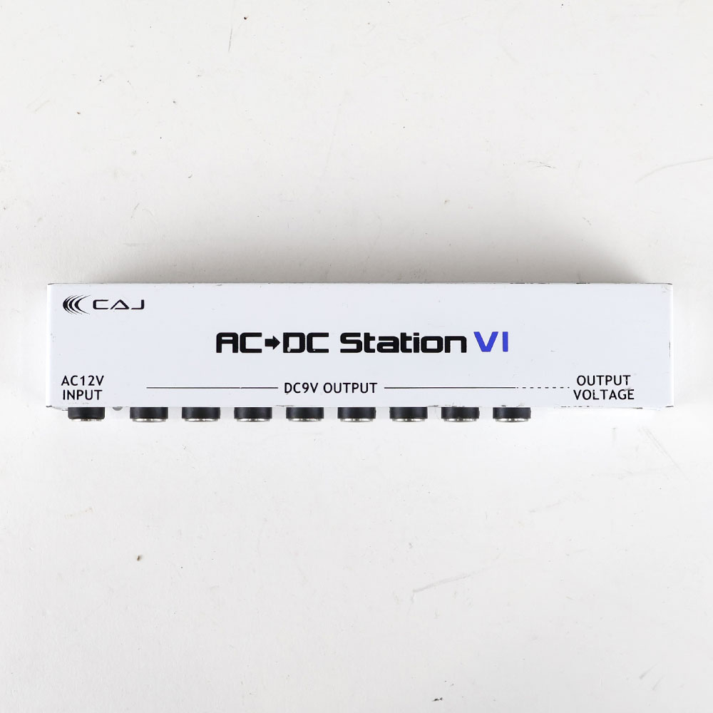 【中古】 パワーサプライ CAJ AC/DC Station VI 正面