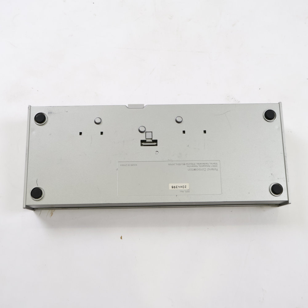 【中古】 ROLAND TB-03 Boutique Bass Line TB-303を再現したブティークシリーズ シンセサイザー 底面