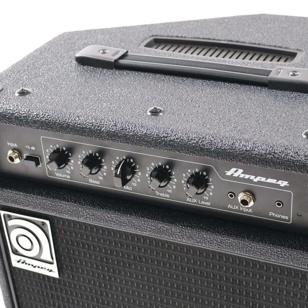 【中古】 ベースコンボアンプ アンペグ Ampeg BA-108 v2 20W出力 小型ベースコンボアンプ コントロール