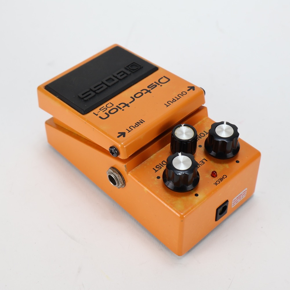 【中古】ディストーション エフェクター BOSS DS-1 Distortion ギターエフェクター out側サイド