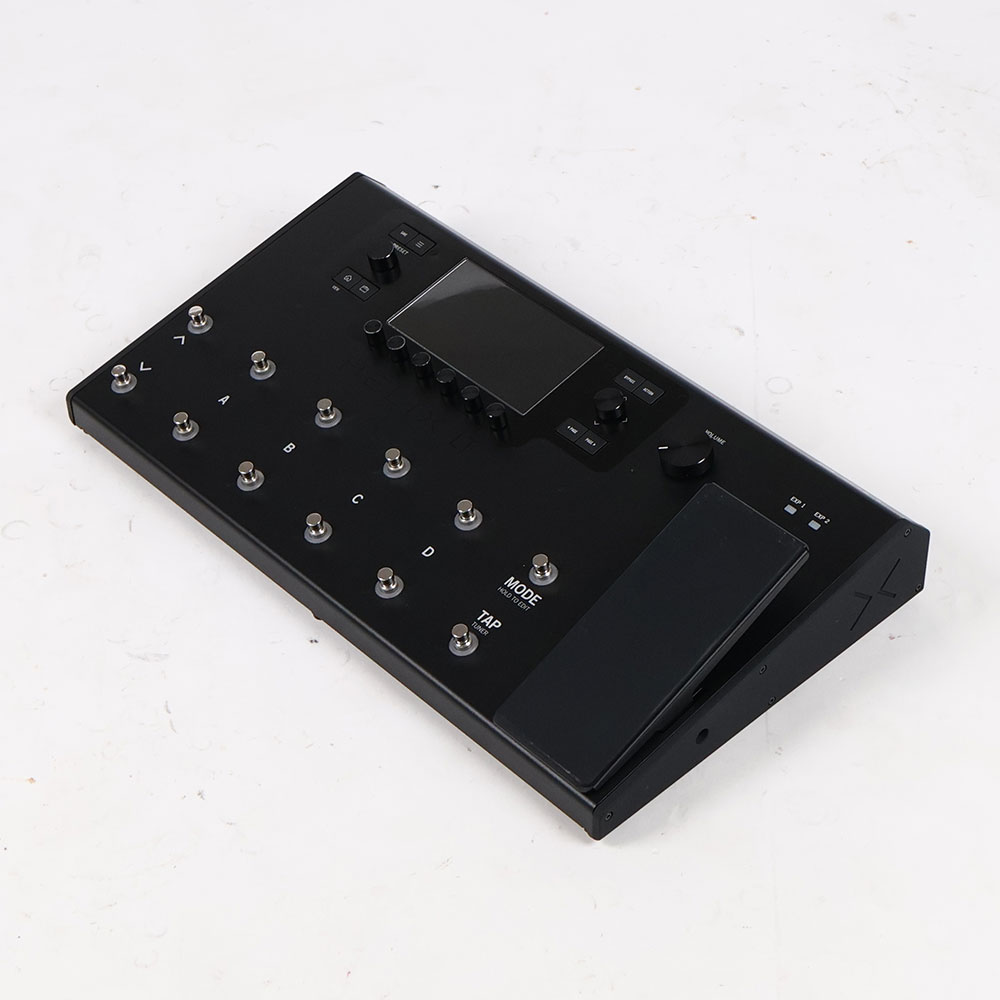 【中古】 マルチエフェクター LINE6 Helix LT マルチエフェクター/ギタープロセッサー 全体