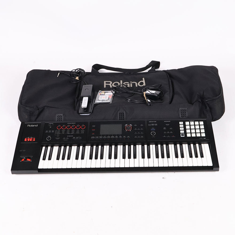 【中古】 ローランド ROLAND FA-06 Music Workstation シンセサイザー