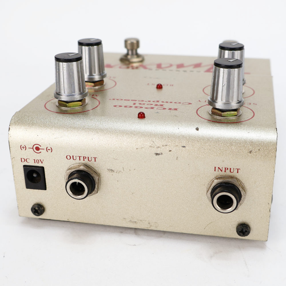 【中古】 エフェクター Maxon RCP660 Real Compressor コンプレッサー ブースト機能付き 本体画像 斜め