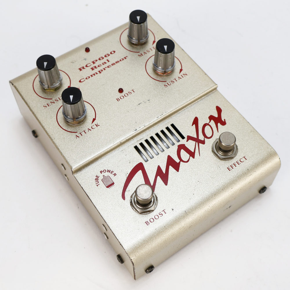 【中古】 エフェクター Maxon RCP660 Real Compressor コンプレッサー ブースト機能付き 本体画像 斜め 2