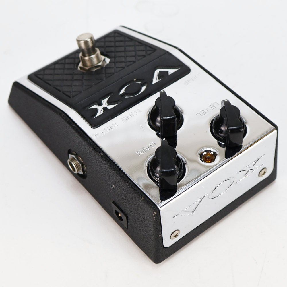 【中古】 VOX V810 VALVE-TONE ギターエフェクター 本体画像 斜め