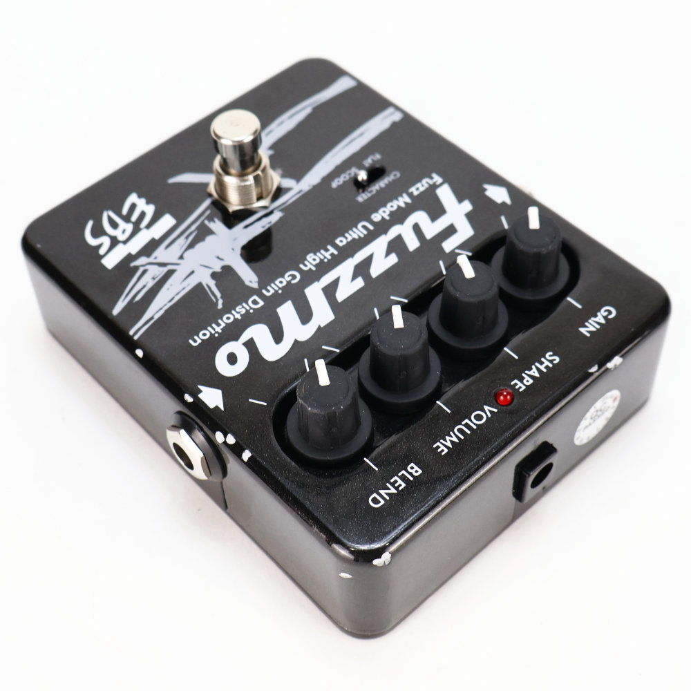 【中古】 ベース用ディストーション ベースエフェクター EBS FUZZMO 本体画像 斜め