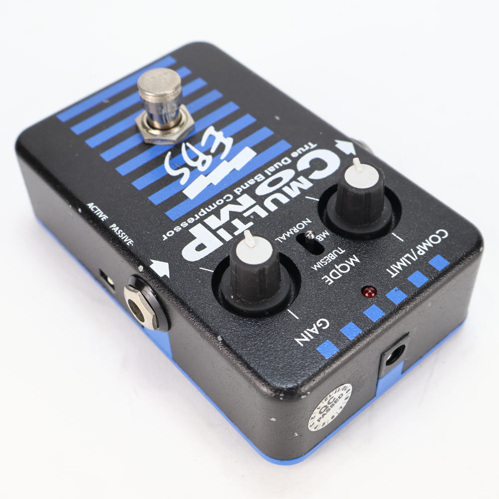 【中古】コンプレッサー エフェクター EBS MULTI COMP ベースエフェクター 旧型 本体画像 斜め