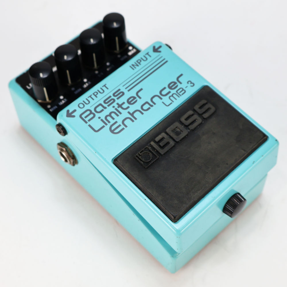 【中古】 リミッター エフェクター BOSS LMB-3 Bass Limiter Enhancer ベースエフェクター リミッターエンハンサー 本体画像 斜め 2