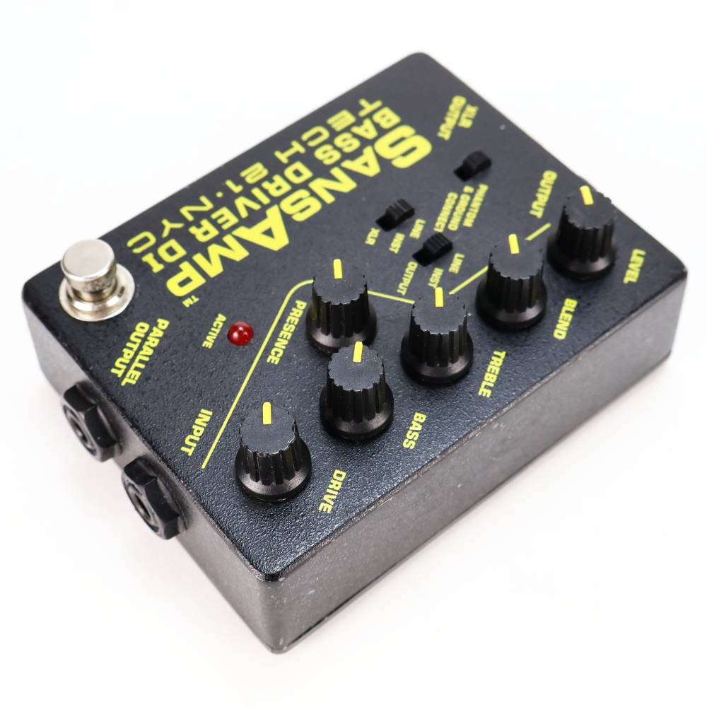 【中古】サンズアンプ ベースドライバーDI TECH21 SansAmp BASS DRIVER DI 旧仕様 ベース用DI プリアンプ 本体画像 斜め