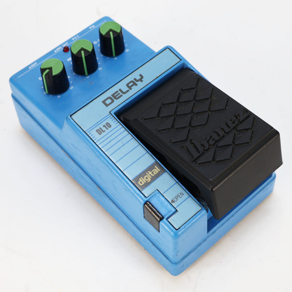 【中古】 ディレイ エフェクター IBANEZ アイバニーズ DL10 DELAY デジタルディレイ ギターエフェクター 本体画像 斜め 2