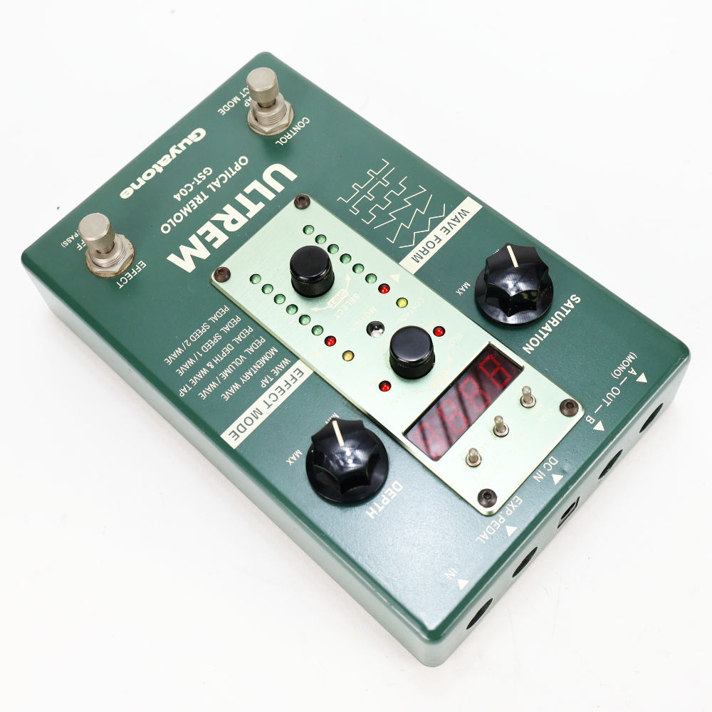 【中古】 トレモロ GUYATONE グヤトーン GST-C04 ULTREM OPTICAL TREMOLO ギターエフェクター 本体画像 斜め 2