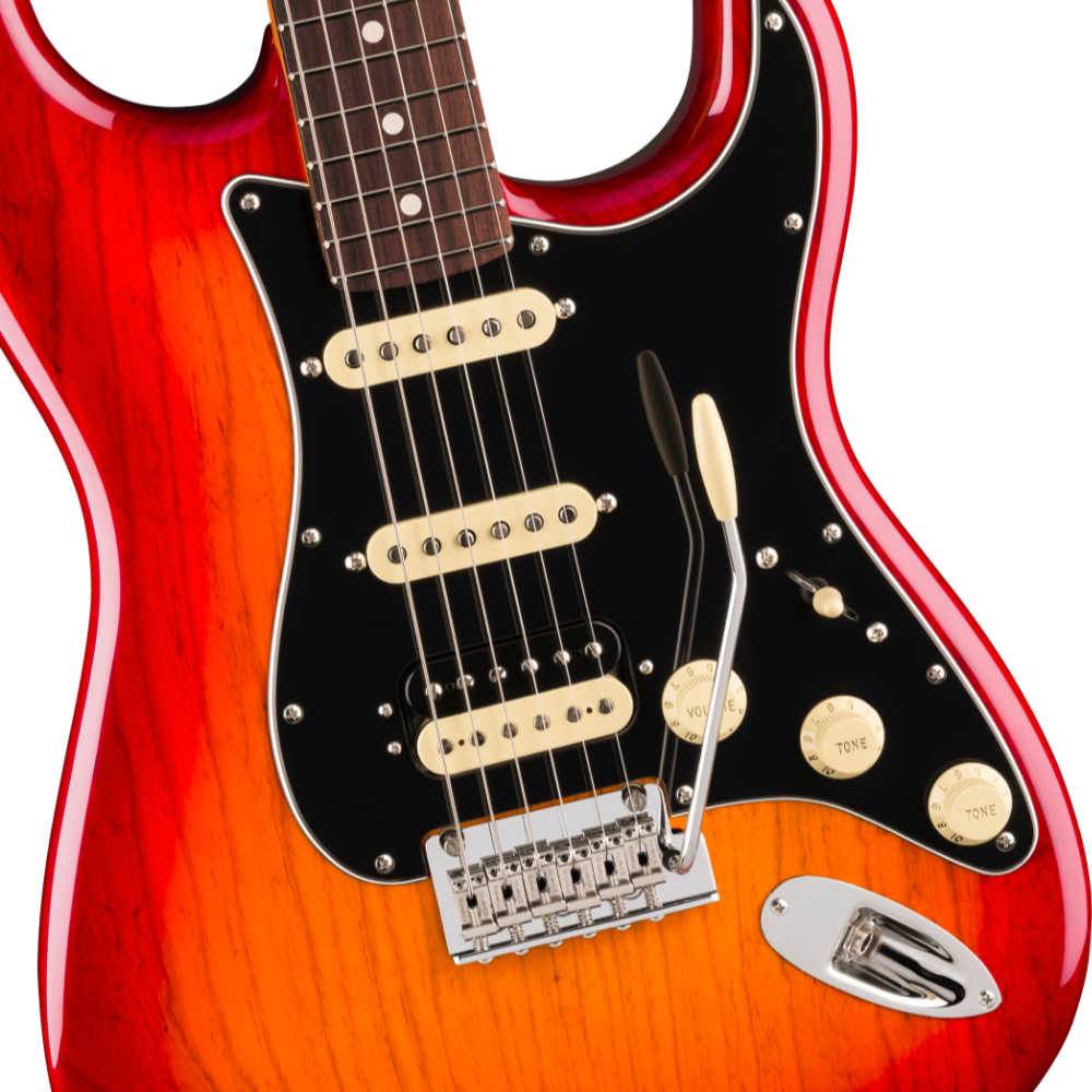 Fender フェンダー American Professional Stratocaster HSS RW Aged Cherry Burst エレキギター ストラトキャスター ボディ画像