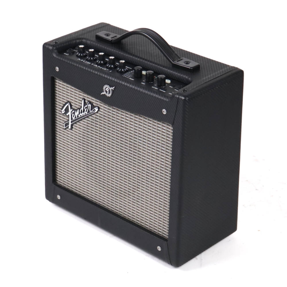 【中古】 ギターアンプ Fender Mustang I フェンダー ムスタング ギターコンボアンプ 斜めアングル画像