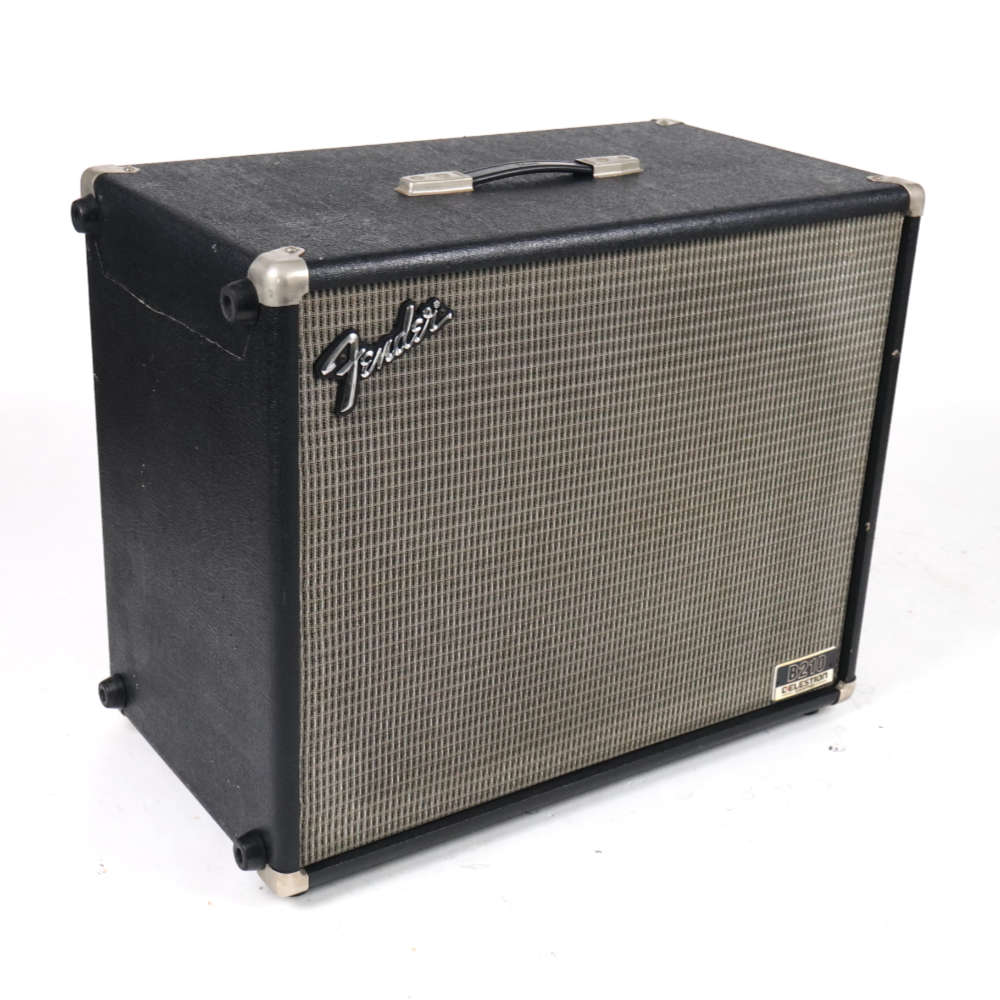 【中古】 ベースキャビネット FENDER JAPAN B210CE 斜めアングル画像