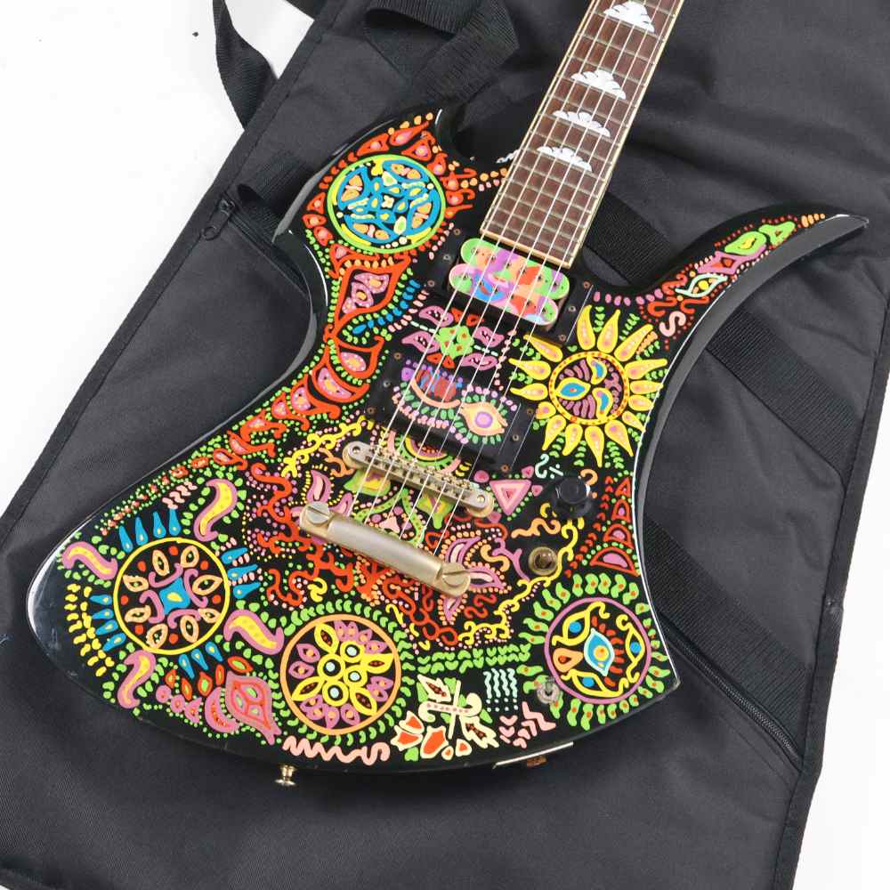 【中古】 エレキギター FERNANDES Burny MG-120X hideモデル サイケデリックペイント フェルナンデス バーニー ボディ画像 