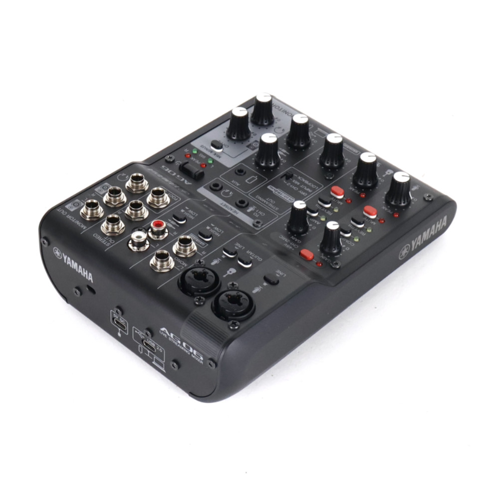 【中古】 ヤマハ YAMAHA AG06 MK2 B 6チャンネル ライブストリーミングミキサー ブラック リア斜めアングル画像