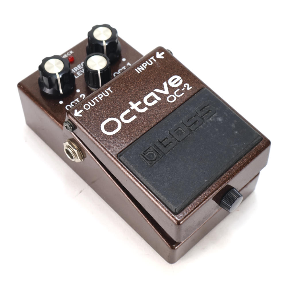 【中古】オクターブ エフェクター BOSS OC-2 Octave ギターエフェクター オクターバー 斜めアングル画像