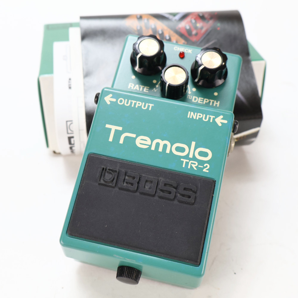 【中古】 トレモロ エフェクター BOSS TR-2 Tremolo ギターエフェクター