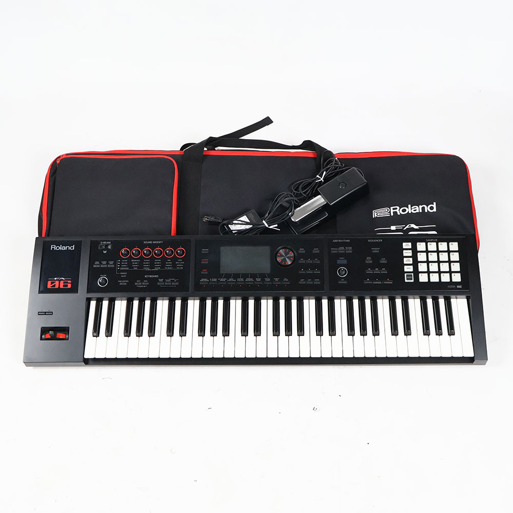 【中古】 ROLAND FA-06 Music Workstation シンセサイザー