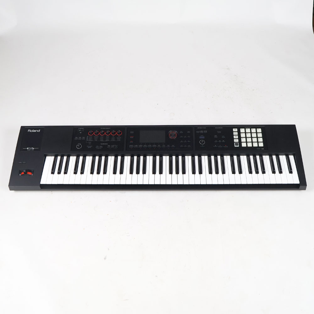 【中古】 Roland FA-07 76鍵 Music Workstation シンセサイザー 正面