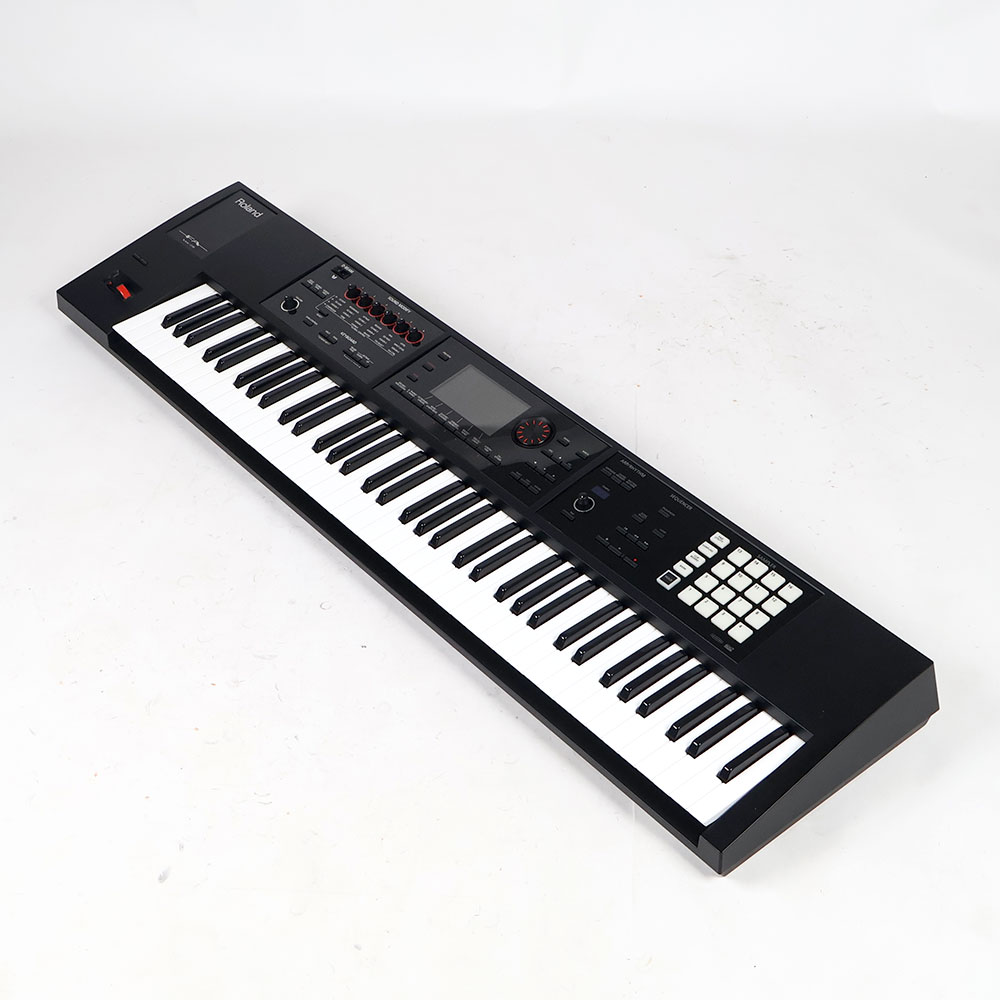 【中古】 Roland FA-07 76鍵 Music Workstation シンセサイザー 全体