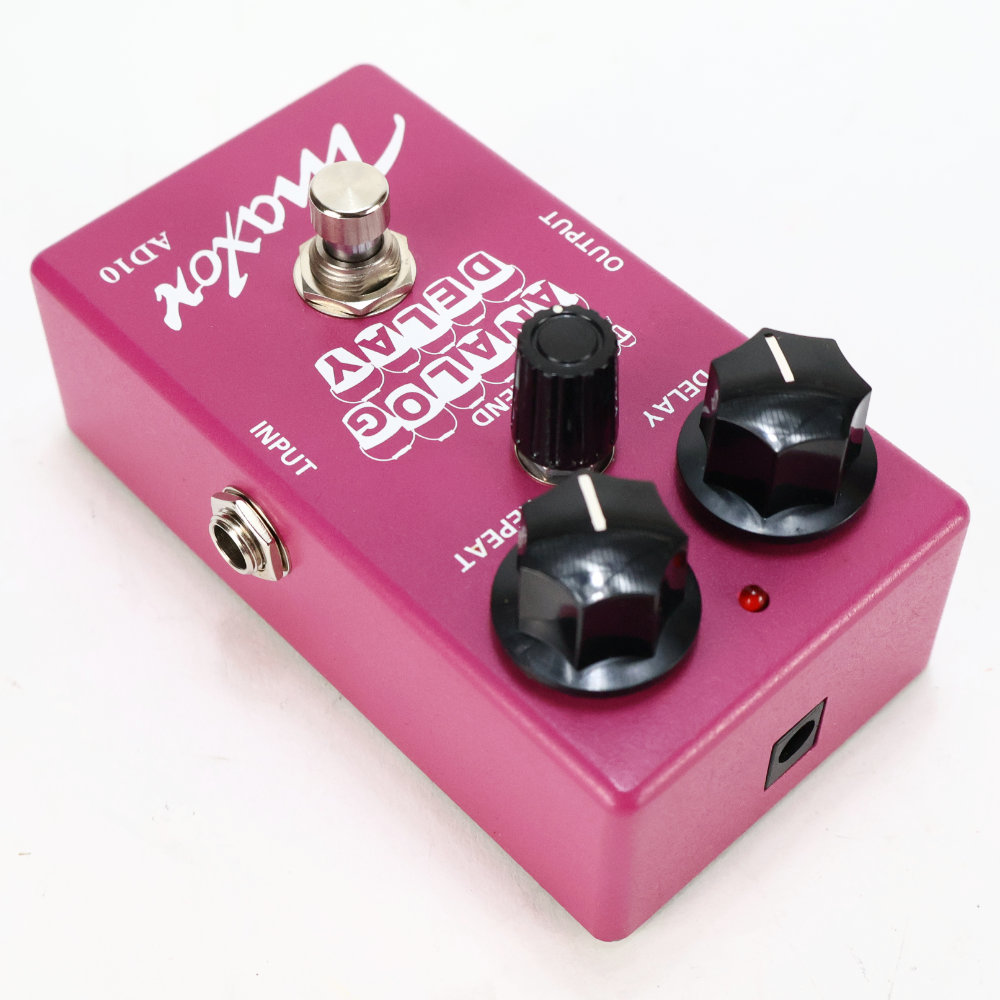 【中古】 MAXON AD10 ANALOG DELAY アナログディレイ マクソン 本体画像 斜め