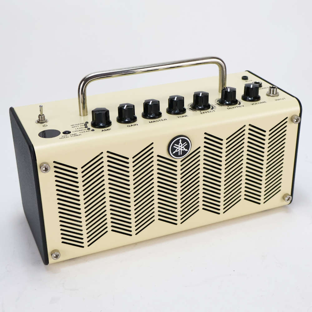 【中古】ヤマハ YAMAHA THR5 コンパクトギターアンプ 小型アンプ 本体画像 斜め 