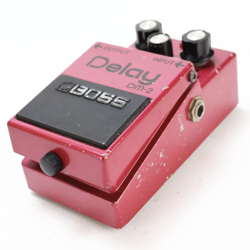 【中古】 アナログディレイ エフェクター BOSS DM-2 Delay 1982年頃製造 前期モデル Made in Japan ギターエフェクター 側面