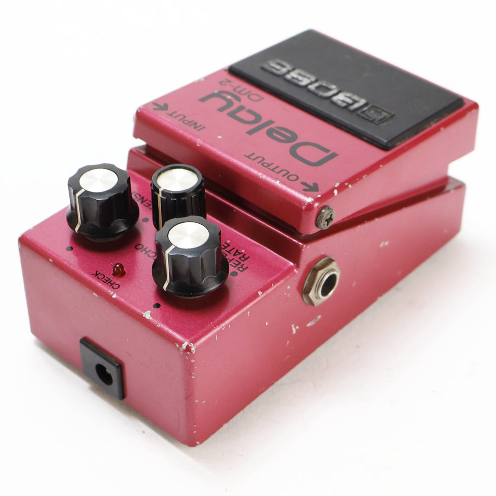 【中古】 アナログディレイ エフェクター BOSS DM-2 Delay 1982年頃製造 前期モデル Made in Japan ギターエフェクター 側面