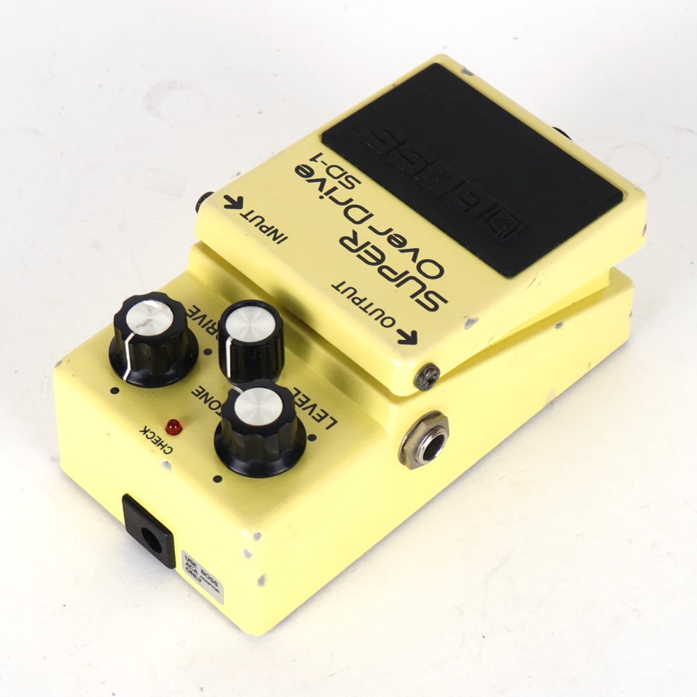 【中古】 スーパーオーバードライブ エフェクター BOSS SD-1 Super Over Drive Made in Japan ギターエフェクター リア斜めアングル画像