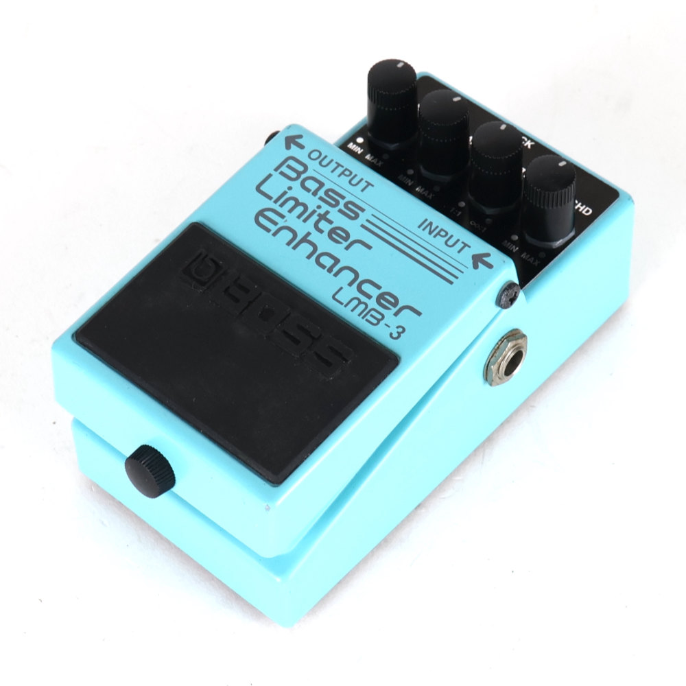 【中古】 リミッター エフェクター BOSS LMB-3 Bass Limiter Enhancer ベースエフェクター リミッターエンハンサー 斜めアングル画像