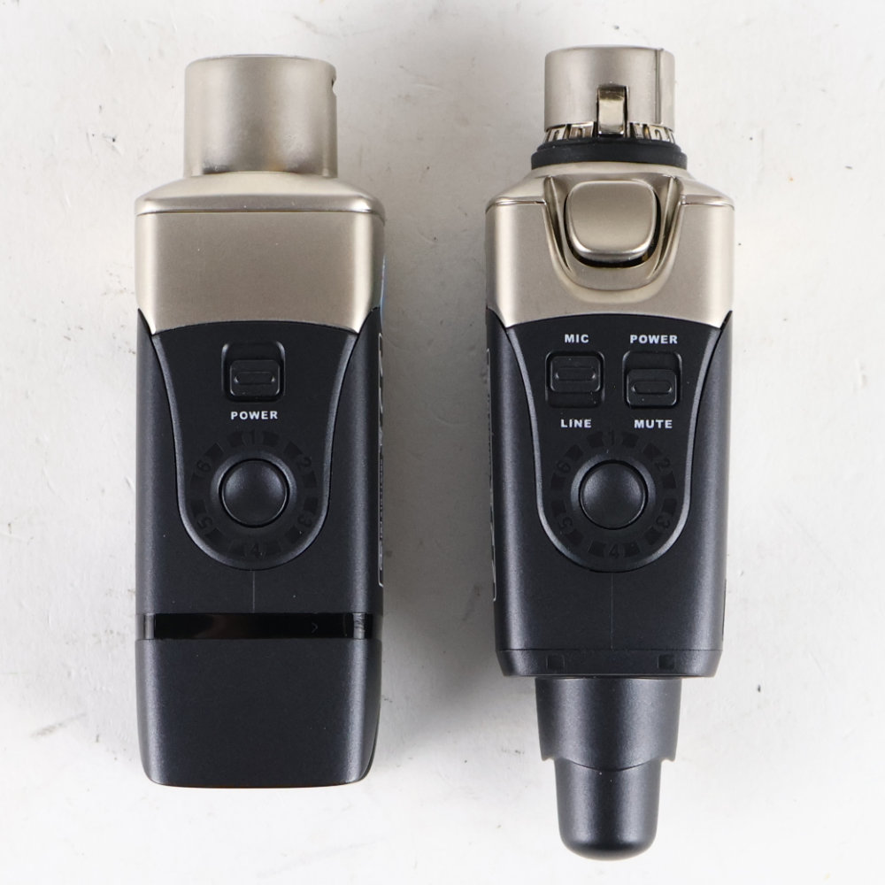 【中古】 Xvive XV-U3 マイクロフォン デジタルワイヤレスシステム 裏面