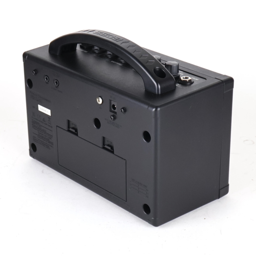 【中古】 ギターアンプ BOSS 刀 KTN-MINI KATANA-MINI ポータブルアンプ カタナミニ リア斜めアングル画像