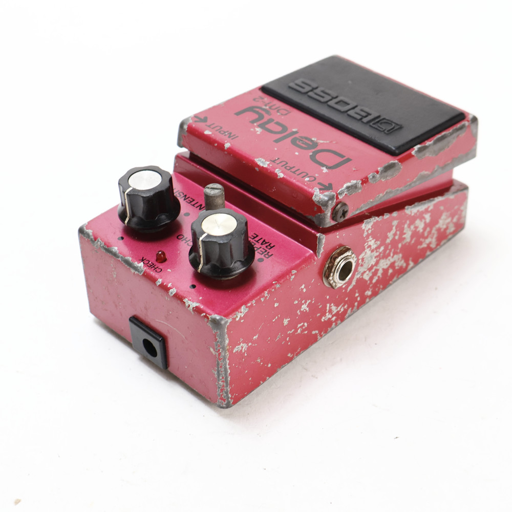 【中古】 アナログディレイ エフェクター BOSS DM-2 Delay Made in Japan 後期モデル ギターエフェクター 側面