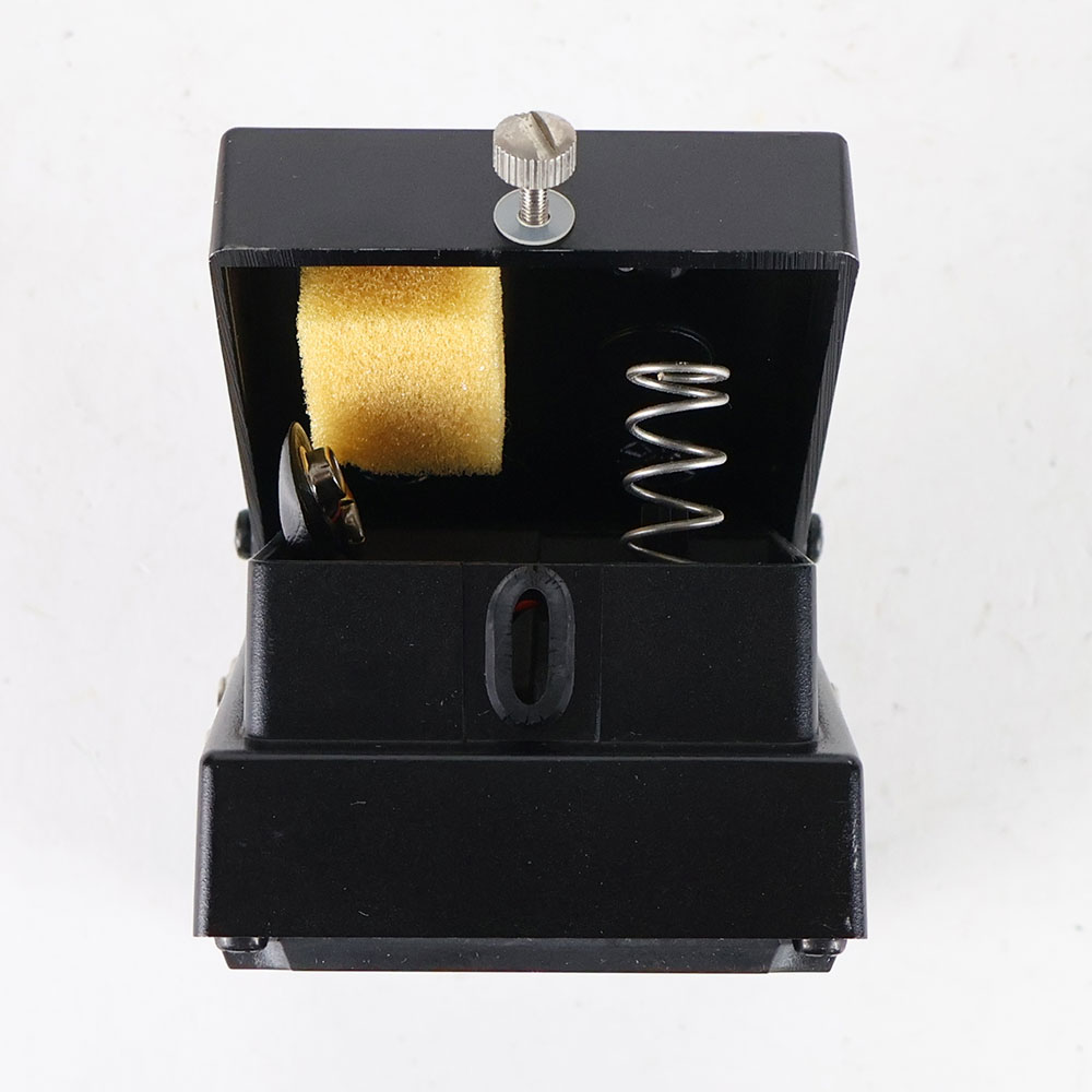 【中古】 BOSS TU-3W Chromatic Tuner WAZA CRAFTシリーズ ギターチューナー ゴム劣化