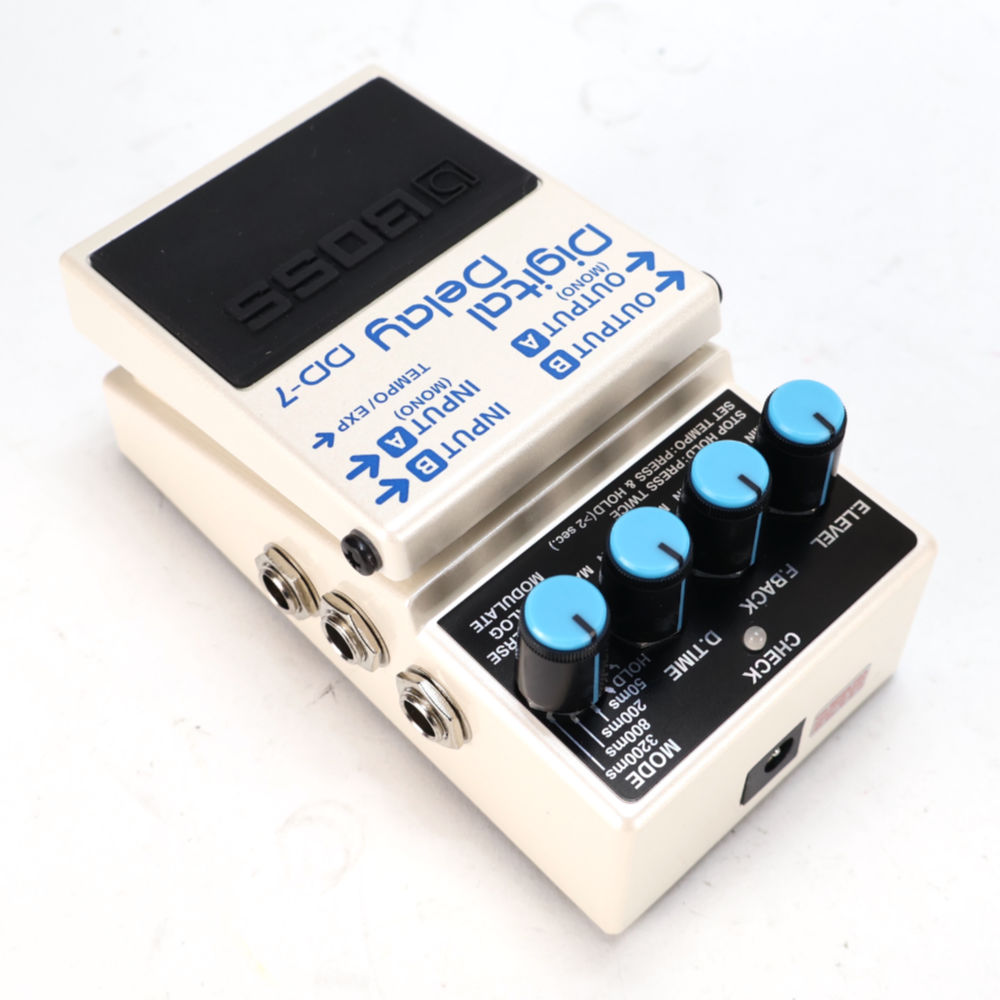 【中古】ディレイ エフェクター BOSS DD-7 Digital Delay ギターエフェクター デジタルディレイ リア斜めアングル画像