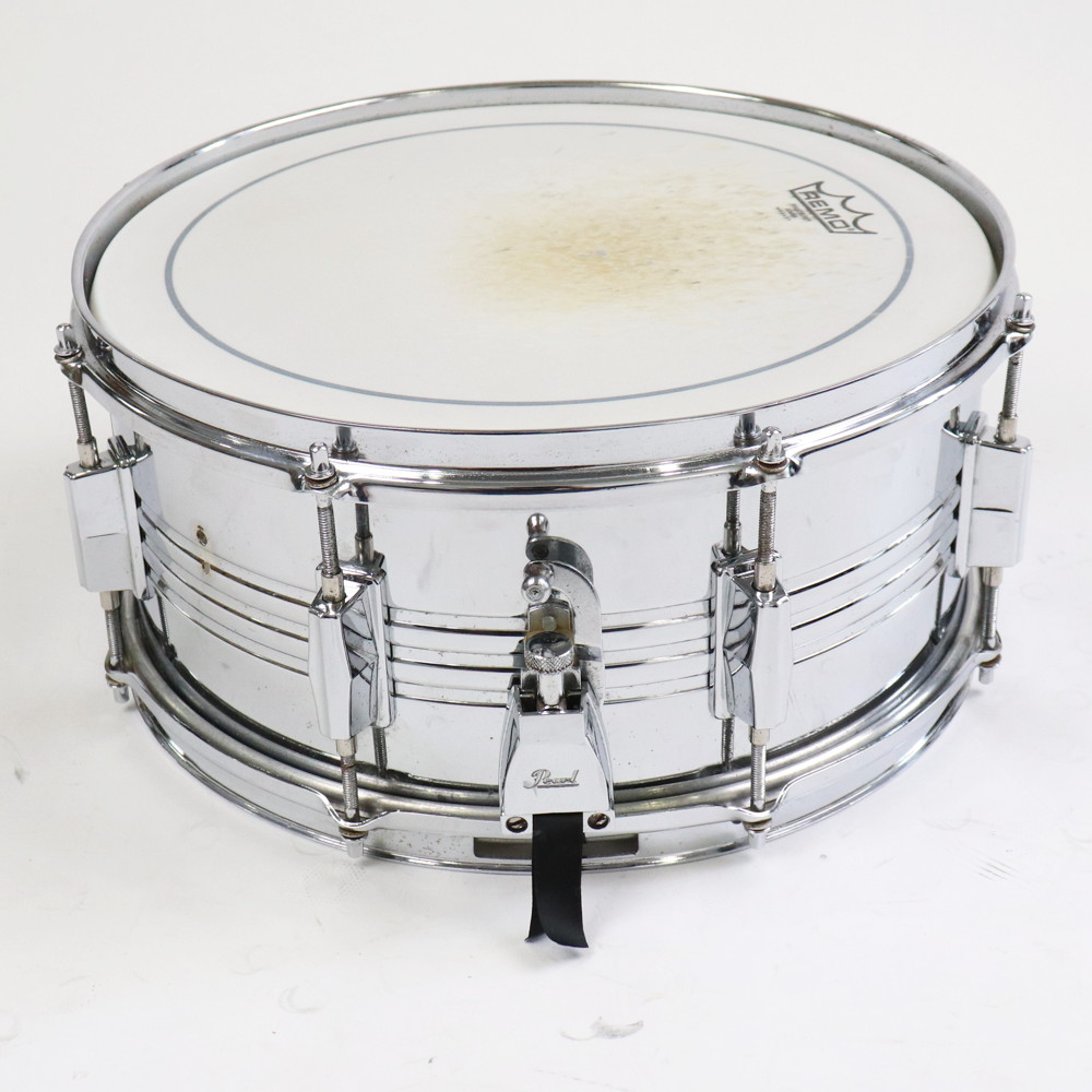 【中古】 スネアドラム パール Pearl Steel shell 14x6.5 Made in Japan サイド