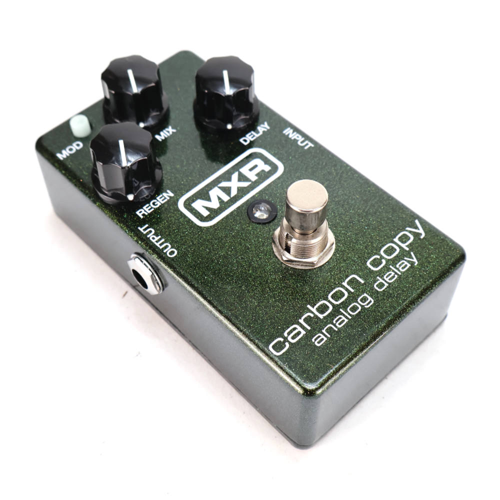 【中古】 アナログディレイ エフェクター MXR M-169 Carbon Copy Analog Delay カーボンコピー ディレイ ギターエフェクター M169 斜めアングル画像